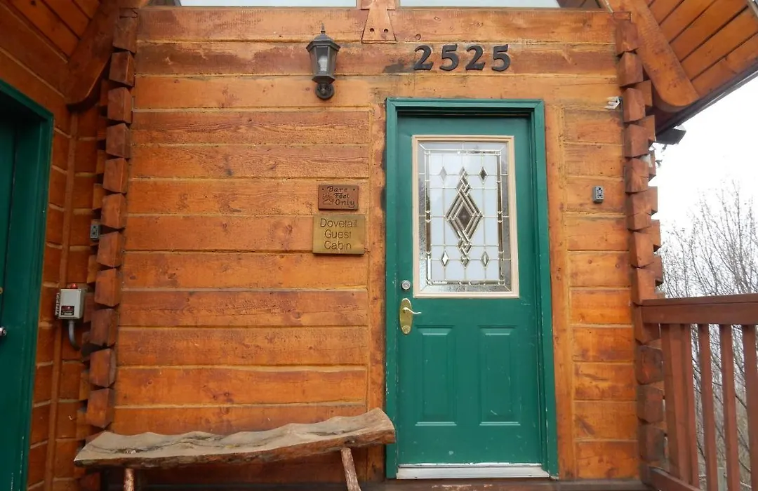 Alaska Adventure Cabins-1